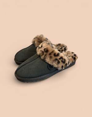 Fireside by Dearfoams Women's Genuine Shearling Scuff Slipper